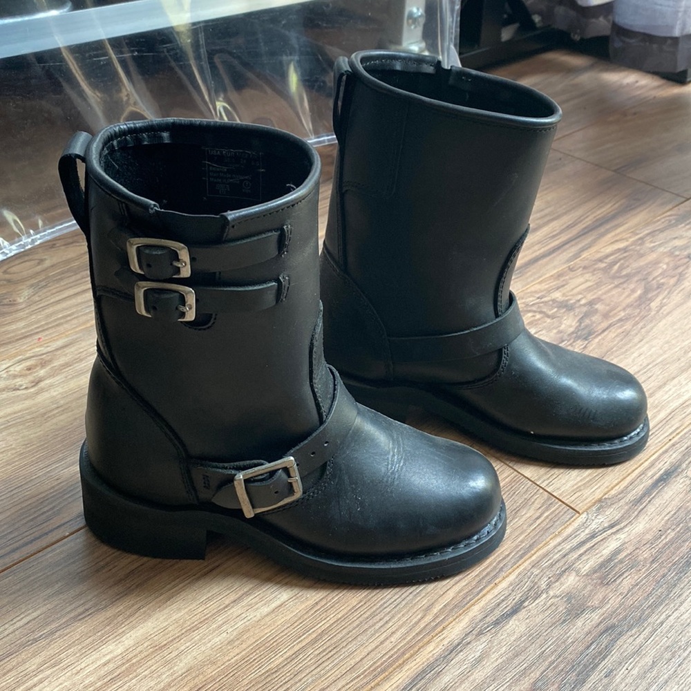 Women’s biker boots